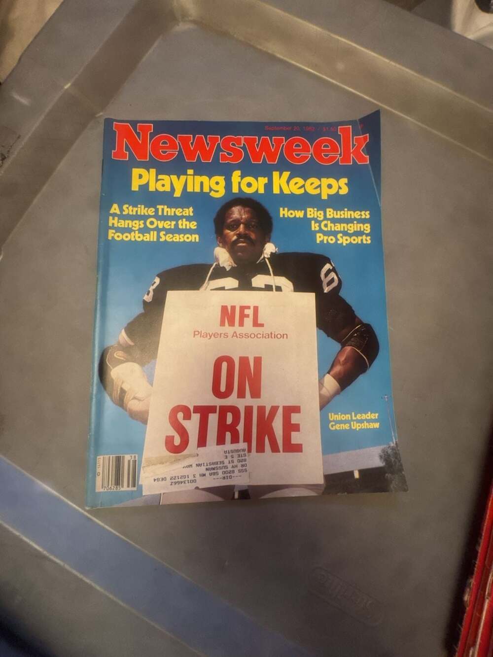 Newsweek Magazine September 20, 1982 Playing for Keeps NFL Strike featuring Gene
